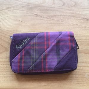 Dakine wallet